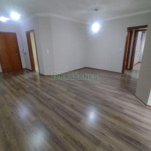 Apartamento com 108m², 3 dormitórios, 1 vaga, no bairro São Pelegrino em Caxias do Sul para Comprar