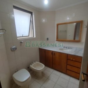 Apartamento com 108m², 3 dormitórios, 1 vaga, no bairro São Pelegrino em Caxias do Sul para Comprar