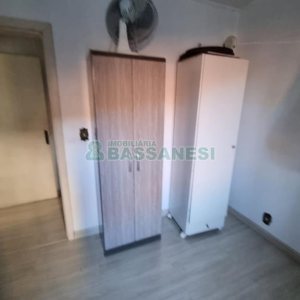 Casa com 330m², 3 dormitórios, 2 vagas, no bairro Rio Branco em Caxias do Sul para Comprar