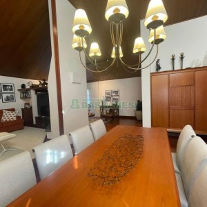 Casa com 249m², 3 dormitórios, 2 vagas, no bairro Colina Sorriso em Caxias do Sul para Comprar