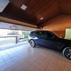 Casa com 249m², 3 dormitórios, 2 vagas, no bairro Colina Sorriso em Caxias do Sul para Comprar