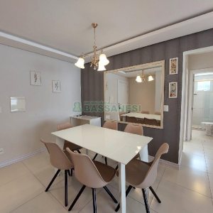 Apto Mobiliado com 70m², 2 dormitórios, 2 vagas, no bairro Lourdes em Caxias do Sul para Alugar