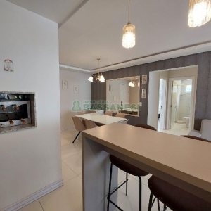 Apto Mobiliado com 70m², 2 dormitórios, 2 vagas, no bairro Lourdes em Caxias do Sul para Alugar