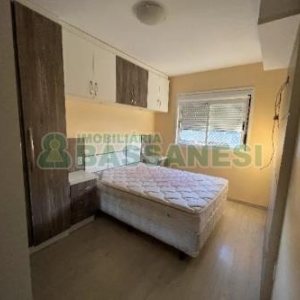 Apartamento com 48m², 2 dormitórios, no bairro Marechal Floriano em Caxias do Sul para Comprar