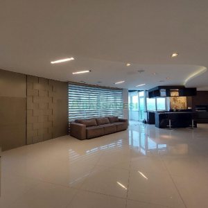 Apto Mobiliado com 393m², 5 dormitórios, 4 vagas, no bairro São Pelegrino em Caxias do Sul para Alugar