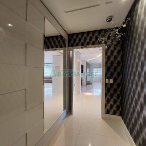 Apto Mobiliado com 393m², 5 dormitórios, 4 vagas, no bairro São Pelegrino em Caxias do Sul para Alugar