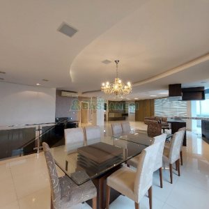 Apto Mobiliado com 393m², 5 dormitórios, 4 vagas, no bairro São Pelegrino em Caxias do Sul para Alugar