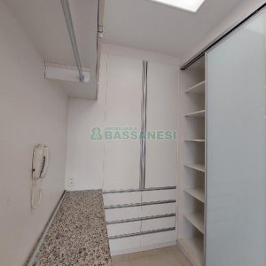 Apto Mobiliado com 393m², 5 dormitórios, 4 vagas, no bairro São Pelegrino em Caxias do Sul para Alugar