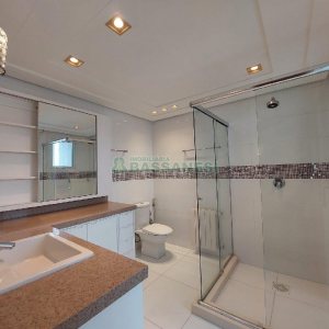 Apto Mobiliado com 393m², 5 dormitórios, 4 vagas, no bairro São Pelegrino em Caxias do Sul para Alugar