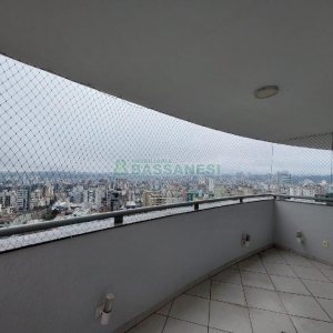 Apto Mobiliado com 393m², 5 dormitórios, 4 vagas, no bairro São Pelegrino em Caxias do Sul para Alugar