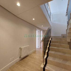 Apto Mobiliado com 393m², 5 dormitórios, 4 vagas, no bairro São Pelegrino em Caxias do Sul para Alugar