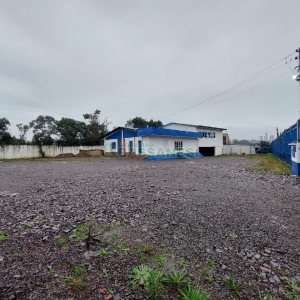 Pavilhão com 1232m², no bairro Pioneiro em Caxias do Sul para Alugar