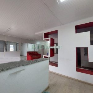 Pavilhão com 1232m², no bairro Pioneiro em Caxias do Sul para Alugar