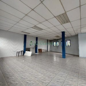 Pavilhão com 1232m², no bairro Pioneiro em Caxias do Sul para Alugar