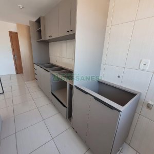 Apartamento com 63m², 2 dormitórios, 1 vaga, no bairro Esplanada em Caxias do Sul para Alugar