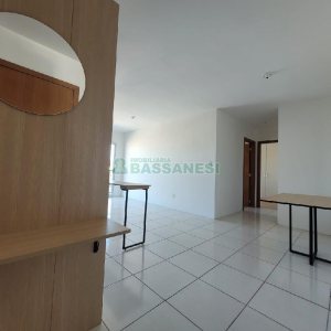 Apartamento com 63m², 2 dormitórios, 1 vaga, no bairro Esplanada em Caxias do Sul para Alugar