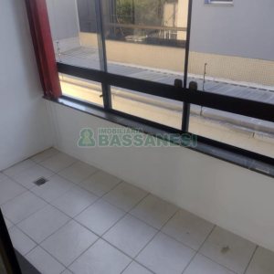 Apartamento com 90m², 3 dormitórios, 2 vagas, no bairro Colina Sorriso em Caxias do Sul para Comprar
