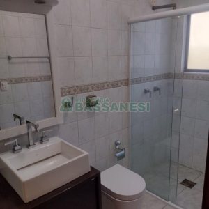 Apartamento com 90m², 3 dormitórios, 2 vagas, no bairro Colina Sorriso em Caxias do Sul para Comprar