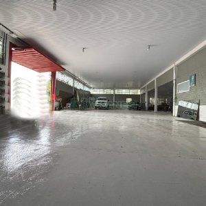 Pavilhão com 450m², no bairro Bela Vista em Caxias do Sul para Alugar