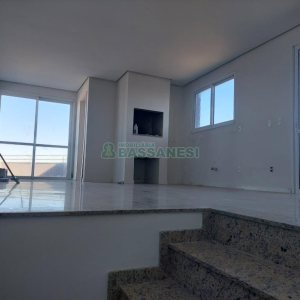 Apto/Cobertura com 193m², 3 dormitórios, 3 vagas, no bairro Cinqüentenário em Caxias do Sul para Comprar