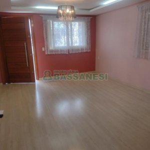 Casa com 258m², 3 dormitórios, 2 vagas, no bairro Santa Lúcia em Caxias do Sul para Comprar