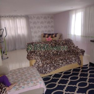 Casa com 258m², 3 dormitórios, 2 vagas, no bairro Santa Lúcia em Caxias do Sul para Comprar