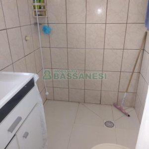 Casa com 258m², 3 dormitórios, 2 vagas, no bairro Santa Lúcia em Caxias do Sul para Comprar