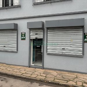 Casa Comercial com 98m², 2 vagas, no bairro Pio X em Caxias do Sul para Alugar
