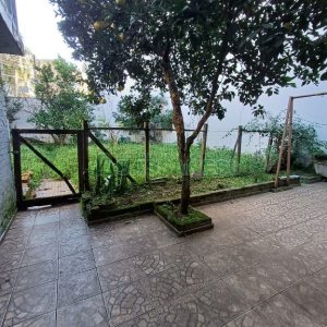 Casa Comercial com 98m², 2 vagas, no bairro Pio X em Caxias do Sul para Alugar