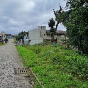 Terreno com 394m², no bairro Vila Verde em Caxias do Sul para Comprar