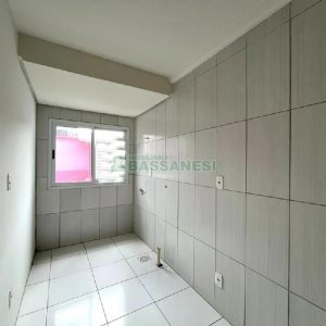 Apartamento com 58m², 2 dormitórios, 1 vaga, no bairro Esplanada em Caxias do Sul para Alugar