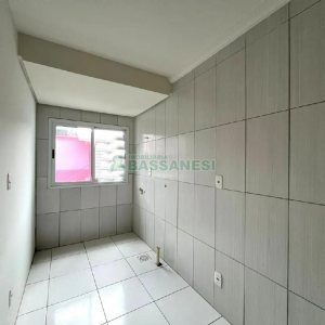 Apartamento com 60m², 2 dormitórios, 1 vaga, no bairro Esplanada em Caxias do Sul para Alugar
