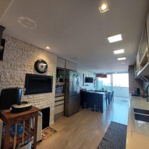 Apartamento com 314m², 3 dormitórios, 3 vagas, no bairro Rio Branco em Caxias do Sul para Comprar