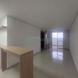 Apartamento com 60m², 2 dormitórios, 1 vaga, no bairro Vila Verde em Caxias do Sul para Alugar