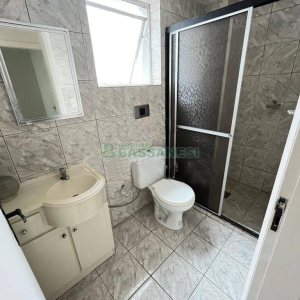 Apartamento com 76m², 3 dormitórios, 2 vagas, no bairro Pio X em Caxias do Sul para Comprar