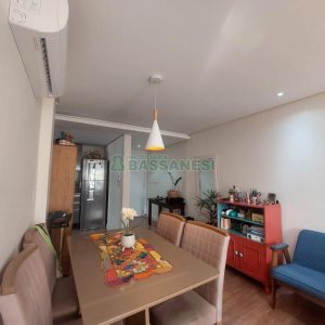 Apartamento com 81m², 2 dormitórios, 2 vagas, no bairro Jardim América em Caxias do Sul para Comprar