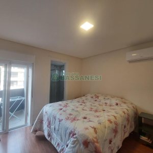 Apartamento com 81m², 2 dormitórios, 2 vagas, no bairro Jardim América em Caxias do Sul para Comprar