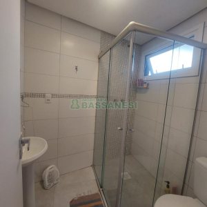 Apartamento com 81m², 2 dormitórios, 2 vagas, no bairro Jardim América em Caxias do Sul para Comprar