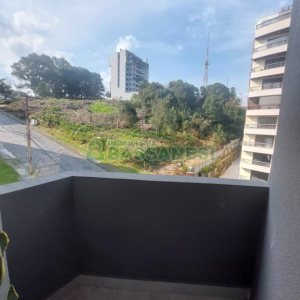 Apartamento com 81m², 2 dormitórios, 2 vagas, no bairro Jardim América em Caxias do Sul para Comprar