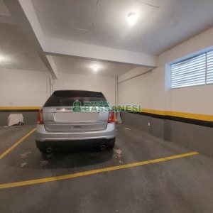 Apartamento com 81m², 2 dormitórios, 2 vagas, no bairro Jardim América em Caxias do Sul para Comprar