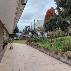 Casa com 127m², 2 dormitórios, 1 vaga, no bairro Diamantino em Caxias do Sul para Comprar