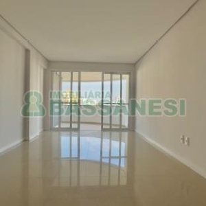 Apartamento com 108m², 3 dormitórios, 2 vagas, no bairro Panazzolo em Caxias do Sul para Comprar