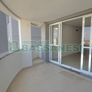 Apartamento com 108m², 3 dormitórios, 2 vagas, no bairro Panazzolo em Caxias do Sul para Comprar