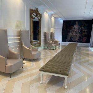 Apartamento com 245m², 3 dormitórios, 4 vagas, no bairro Madureira em Caxias do Sul para Comprar