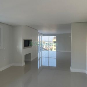 Apartamento com 245m², 3 dormitórios, 4 vagas, no bairro Madureira em Caxias do Sul para Comprar