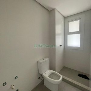 Apartamento com 245m², 3 dormitórios, 4 vagas, no bairro Madureira em Caxias do Sul para Comprar