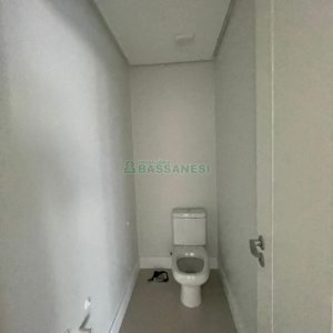 Apartamento com 245m², 3 dormitórios, 4 vagas, no bairro Madureira em Caxias do Sul para Comprar