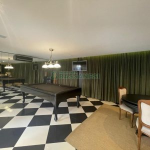 Apartamento com 245m², 3 dormitórios, 4 vagas, no bairro Madureira em Caxias do Sul para Comprar