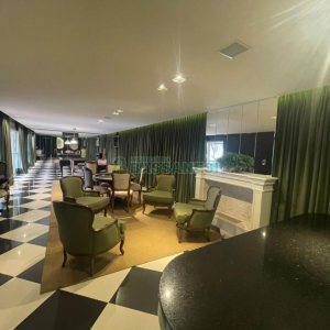 Apartamento com 245m², 3 dormitórios, 4 vagas, no bairro Madureira em Caxias do Sul para Comprar