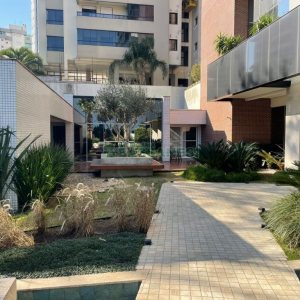 Apartamento com 245m², 3 dormitórios, 4 vagas, no bairro Madureira em Caxias do Sul para Comprar
